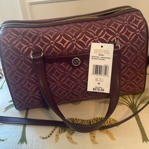 NEW Micheal Kors  travel crossbody with strap. Burgundy with signature logo